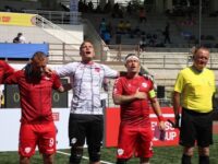De danske spillere synger nationalmelodi til Homeless World Cup i Seoul i 2024. Foto: OMBOLD